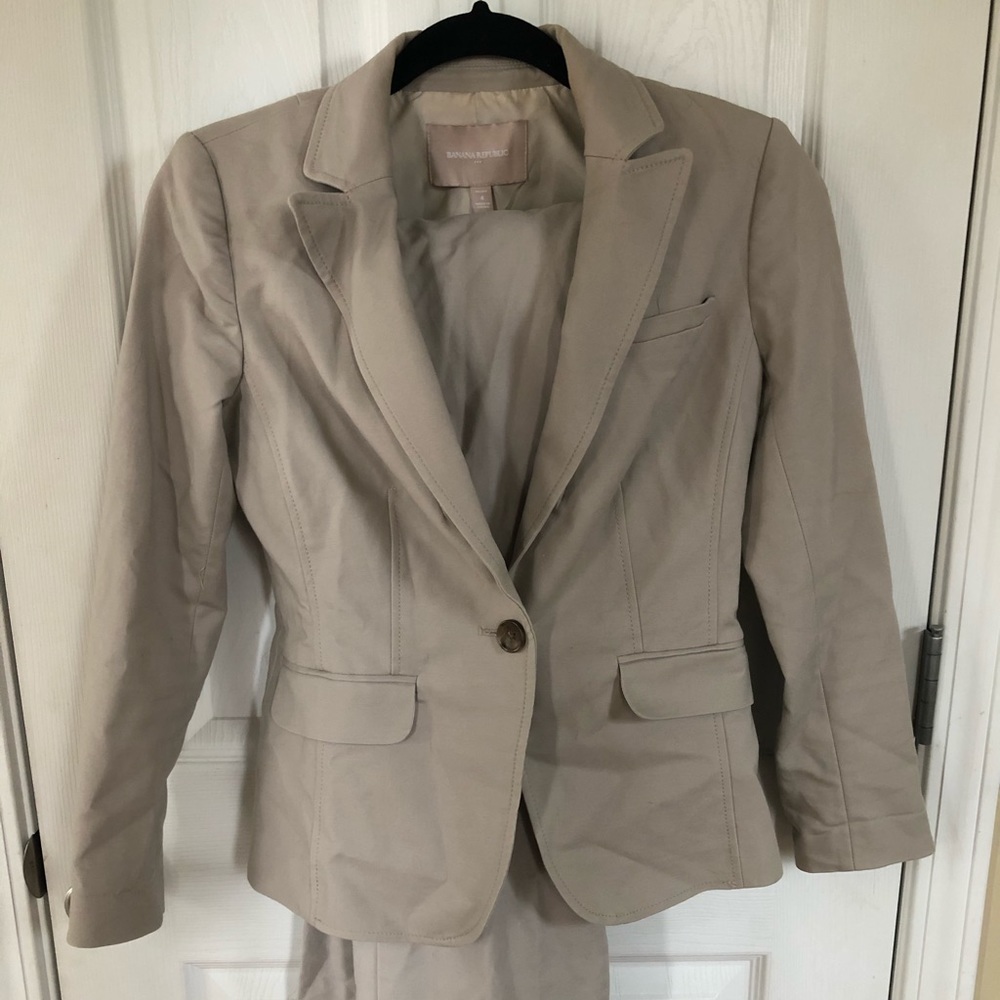 Banana republic suit- matching blazer and pants